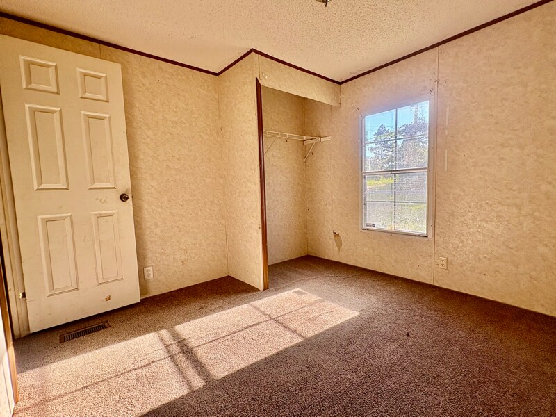 Building Photo - 1054 Pecan Dr