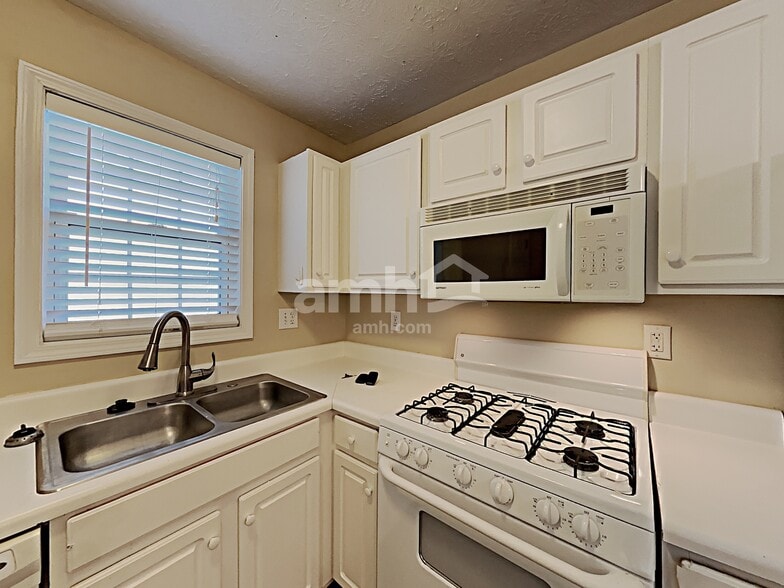 Building Photo - 3024 Estuary Rdg