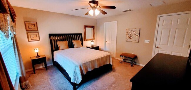 Building Photo - 520 Millifiora Ln