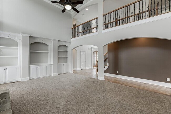 Building Photo - 4612 Grandview Pkwy