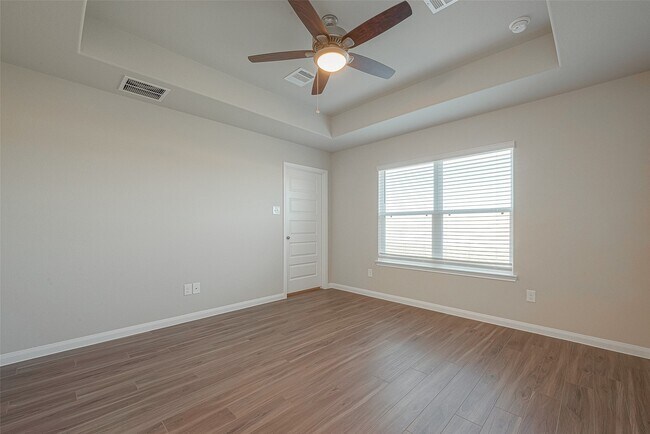 Building Photo - 5318 Briana Dee Dr