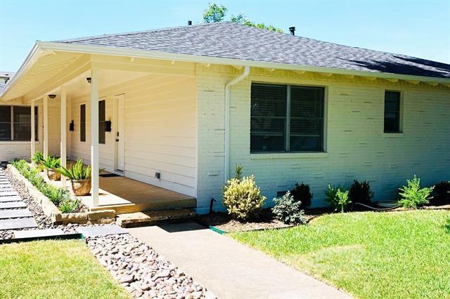Primary Photo - 5462 Anita St