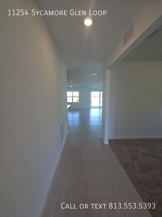 Building Photo - 11254 Sycamore Glen Loop