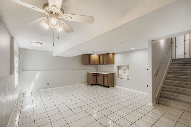 Building Photo - Beautiful remodel with gorgeous back yard ...
