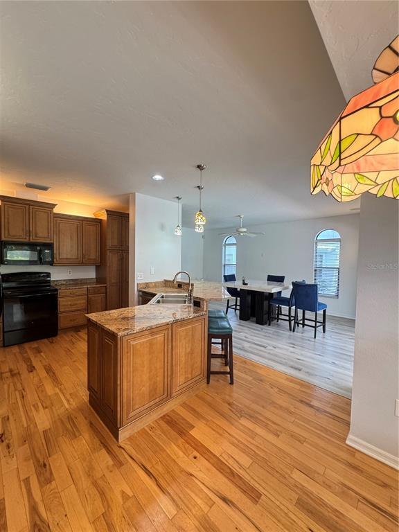 Building Photo - 6077 Marella Dr