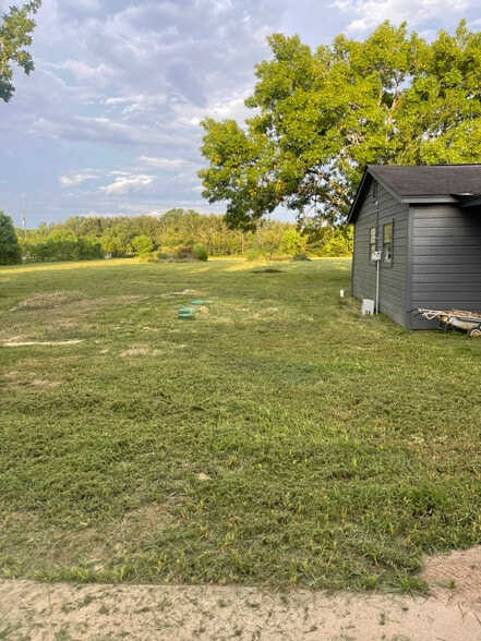 Building Photo - 10510 Hidden Lake Ln