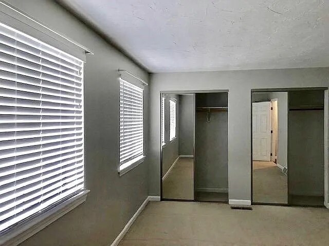 Building Photo - 3 Burberry Ct