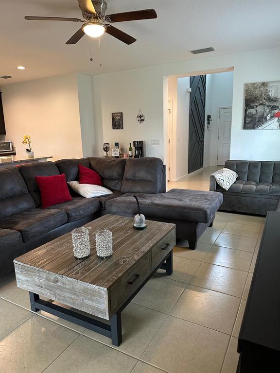 Building Photo - 223 Annabelle Way