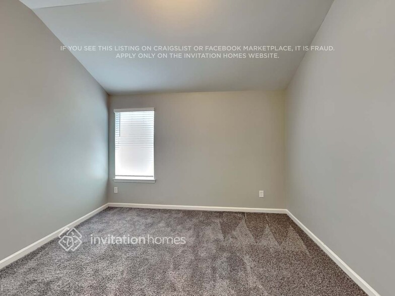 Building Photo - 2412 Cornell Cir