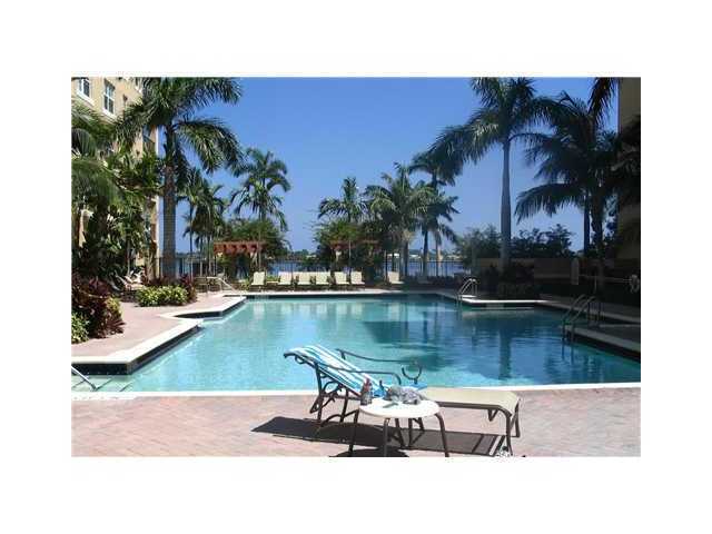 Building Photo - 1801 N Flagler Dr