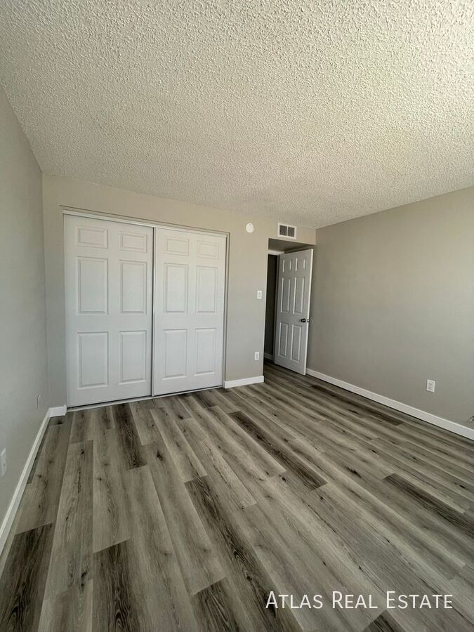 Building Photo - 13641 N 36th St