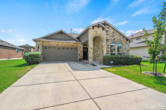 Building Photo - 307 Limestone Creek