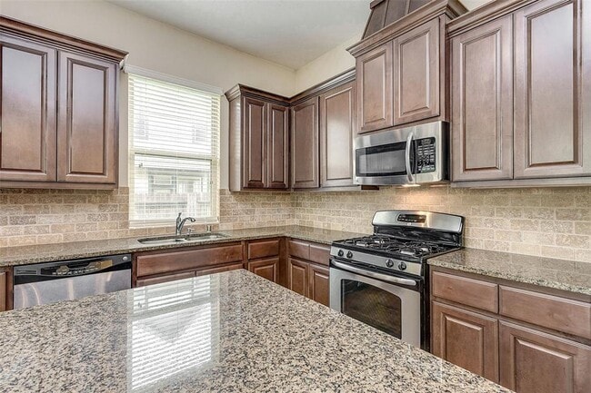 Building Photo - 16 Cheswood Manor Court