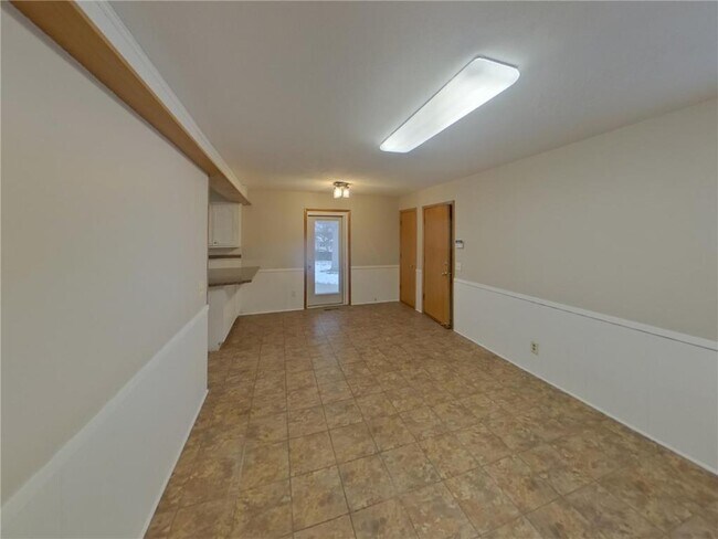 Building Photo - 13408 Colfax Ave S