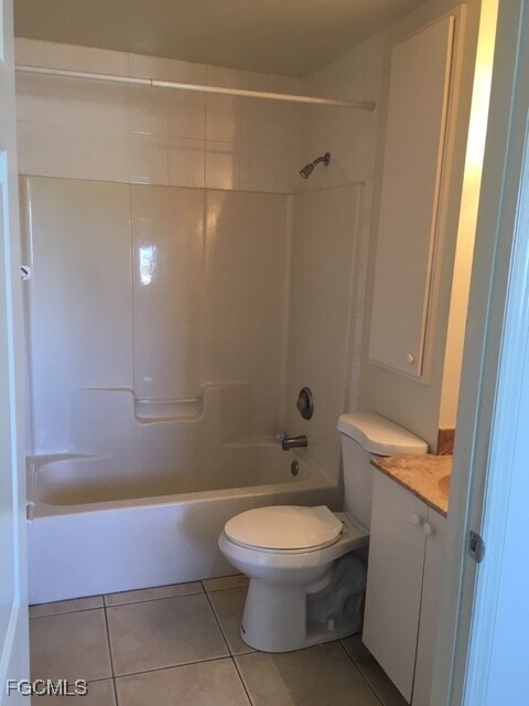 Building Photo - 4023 Skyline Blvd