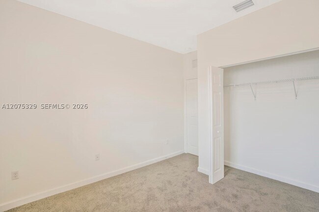 Building Photo - 1636 SW 29th St