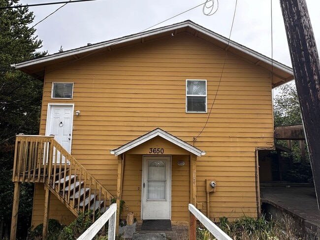 Primary Photo - *COMING SOON* 3 Bedroom 3 Bath House