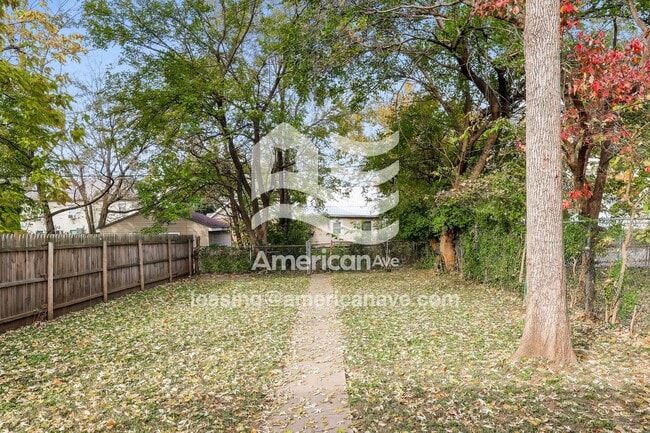 Building Photo - 1330 Olive St
