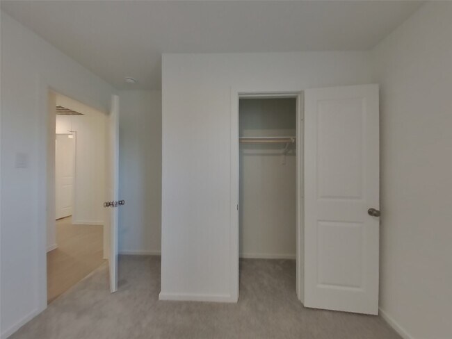 Building Photo - 3065 Dawn Sound Dr