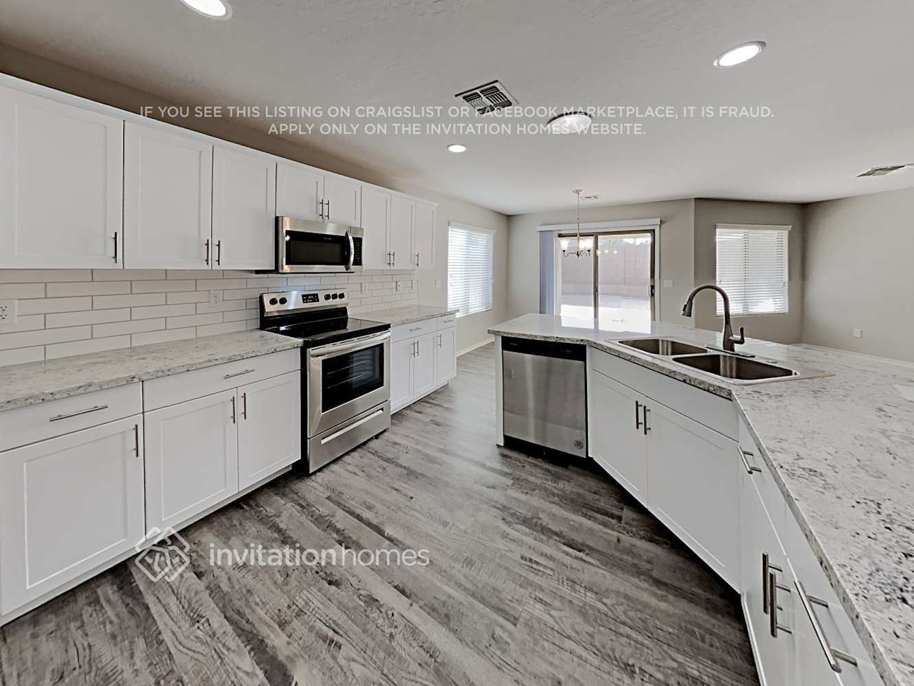 Building Photo - 1991 W Sunshine Butte Dr