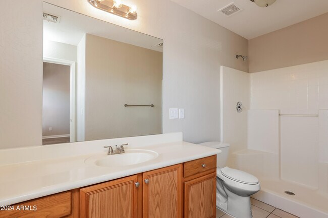 Building Photo - 1815 E Hamel Way