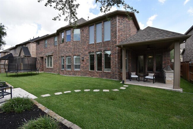 Building Photo - 18901 N Bee Cave Springs Cir