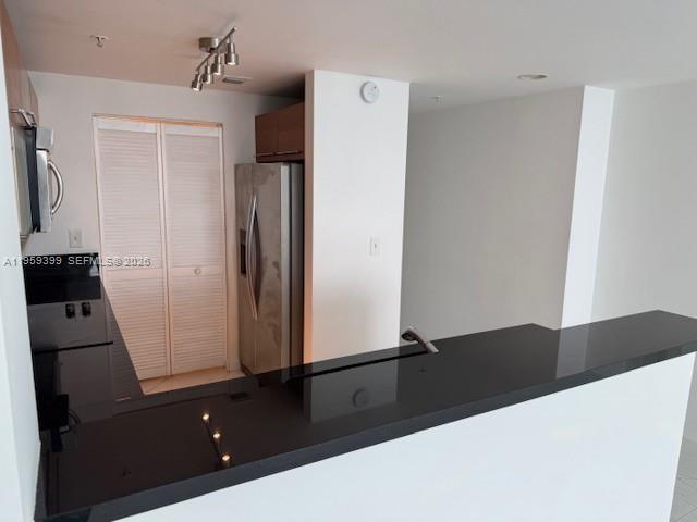 Building Photo - 253 NE 2nd St