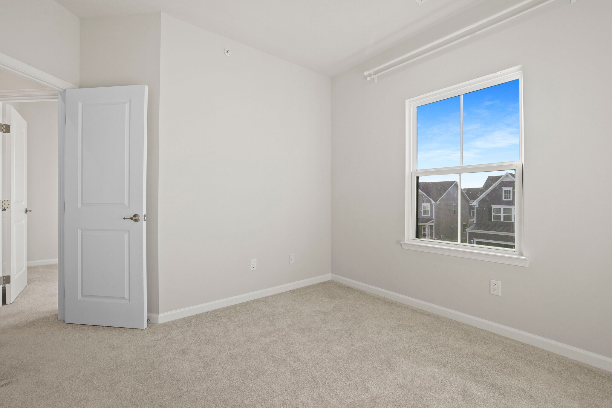 Building Photo - 115 Mossy Oak Dr