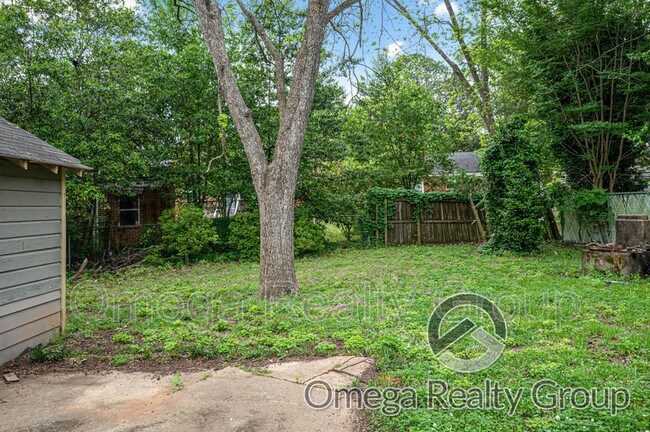 Building Photo - 568 Morningview Dr