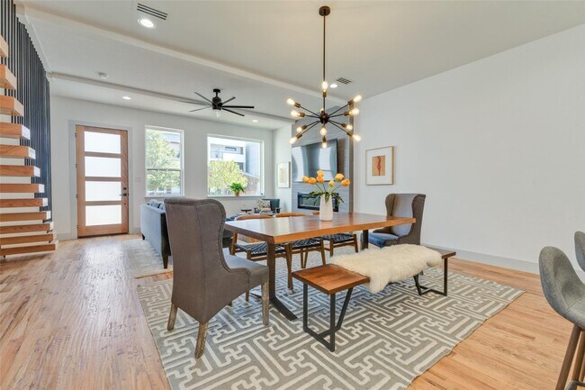 Building Photo - 10630 Greengarden Rd