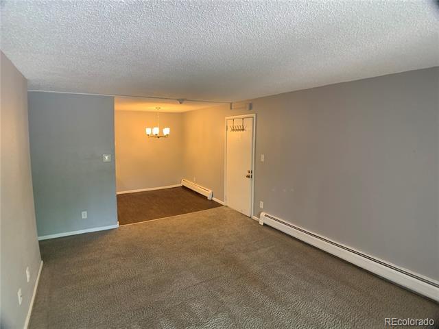 Building Photo - 1400 Golden Cir