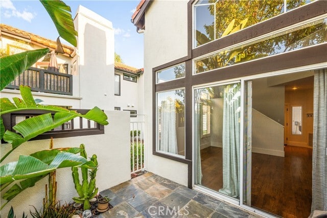 Building Photo - 15 Silver Glade Dr