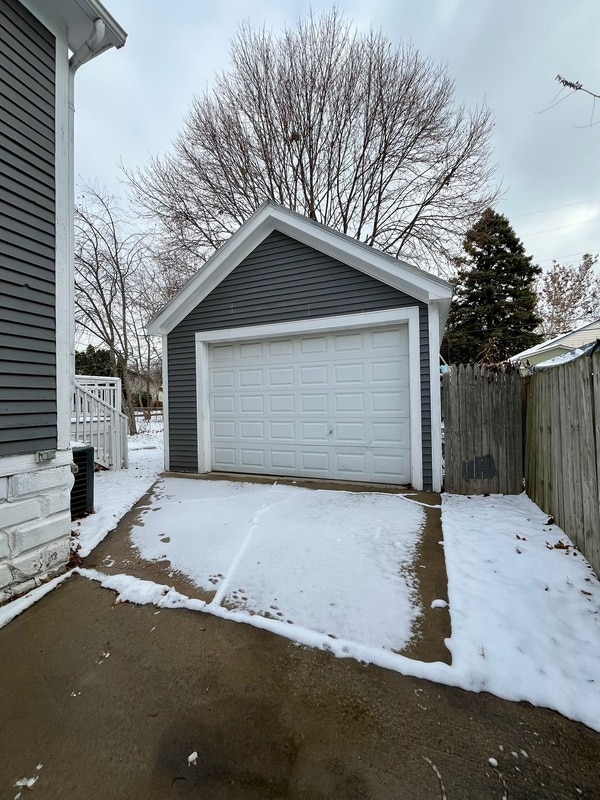 Building Photo - 273 2nd St