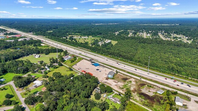 Building Photo - 106 County Road 3755