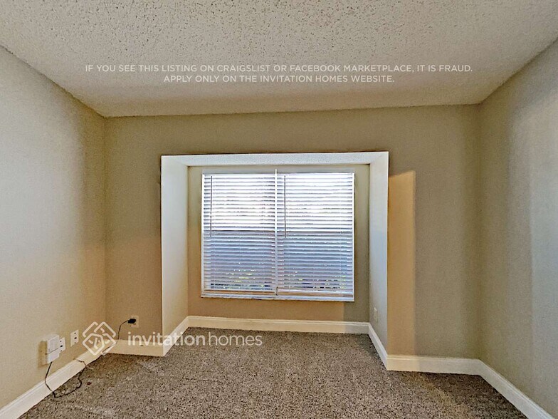 Building Photo - 3907 Kiawa Dr