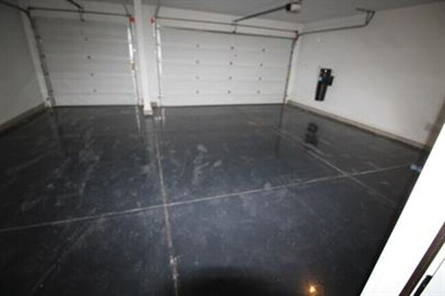 Building Photo - STUNNING 4-Bedroom + Den Home in Gladden Farms!!!!! SOLAR PANELS!!!
