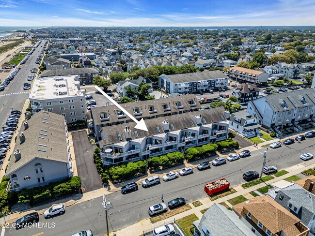 Building Photo - 621 Ocean Ave N