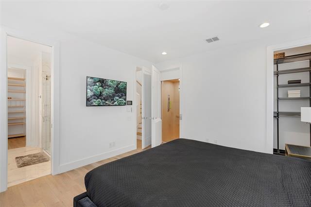 Building Photo - 4959 Lexington Ct
