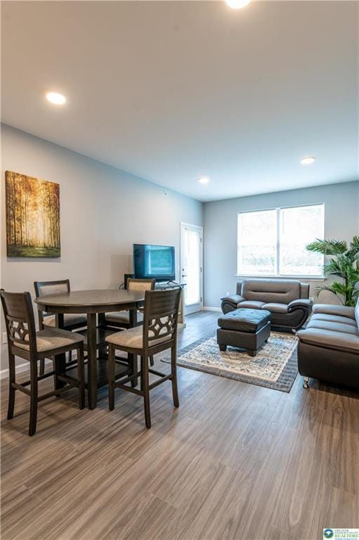 Building Photo - 948 N Front St