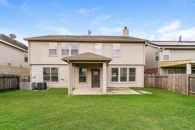 Building Photo - 21422 Blooming Rock Ln