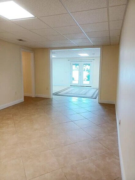 Building Photo - 167 Pier Point Dr