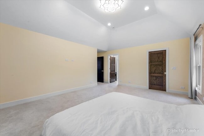Building Photo - 3401 Greenwood Ln