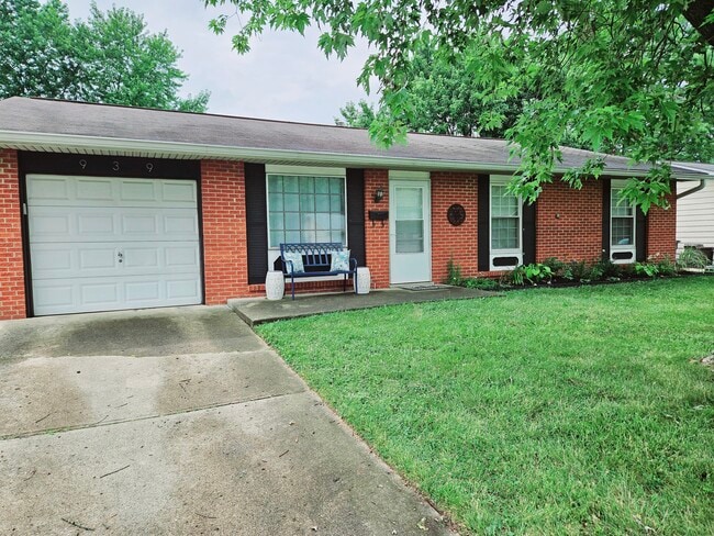 Building Photo - 939 Cambridge Dr