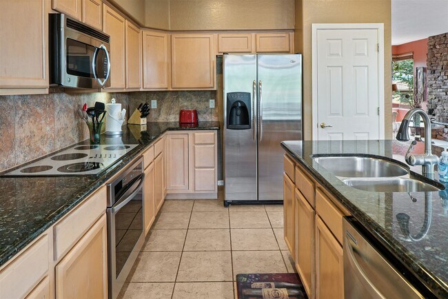 Building Photo - 90 E Bighorn Ct