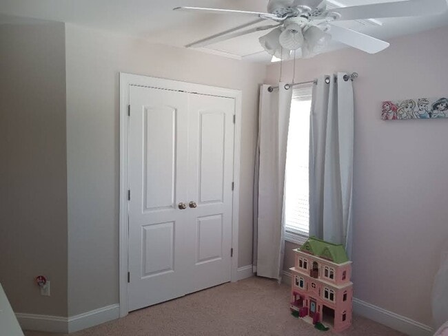 Building Photo - 103 Bobwhite Cir