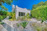 Building Photo - 845 NE 119th St