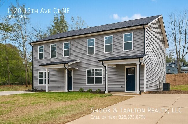 Building Photo - 1120 13th Ave Ct NE