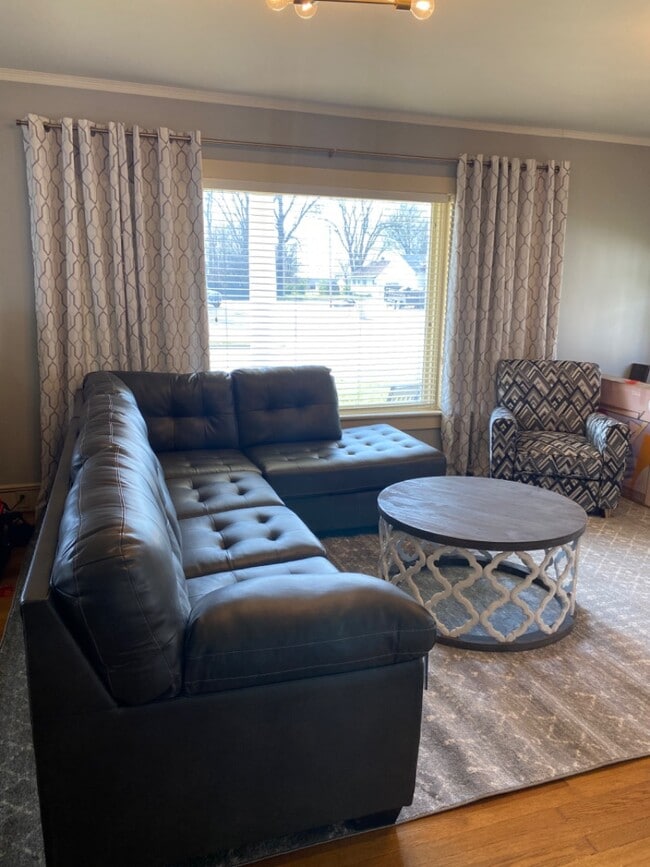 Building Photo - 322 N New Madrid St