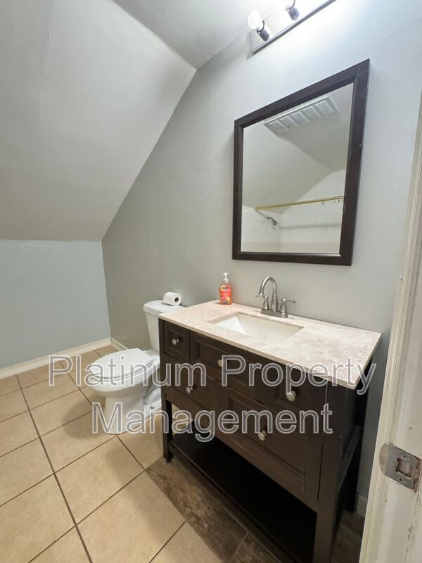 Building Photo - 971 Mountain Cove Rd