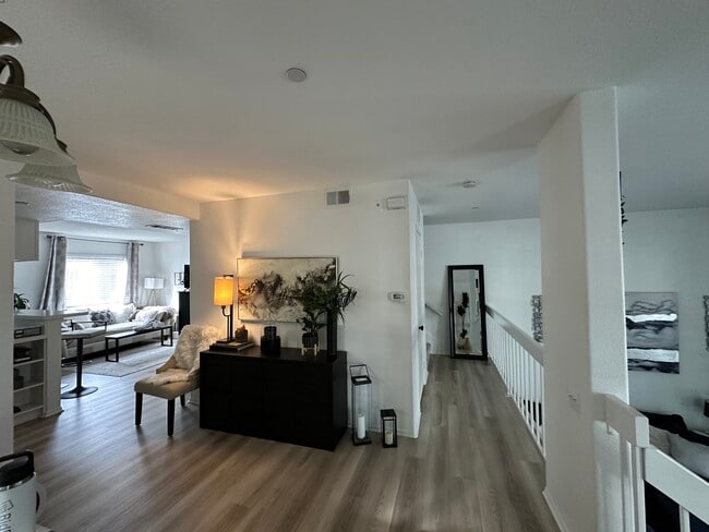 Building Photo - 8115 Surfline Dr